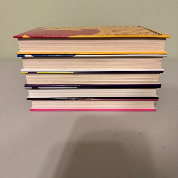 Lot 5 Mrs. Murphy Mystery by Rita Mae Brown & Sneaky Pie Brown Hardcover Novel - Picture 3 of 16